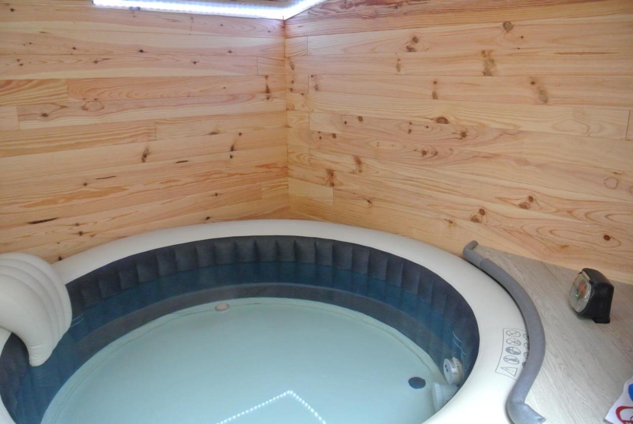 Gite Du Serre De Boudre Climatise, Spa Permanent Buisson Εξωτερικό φωτογραφία