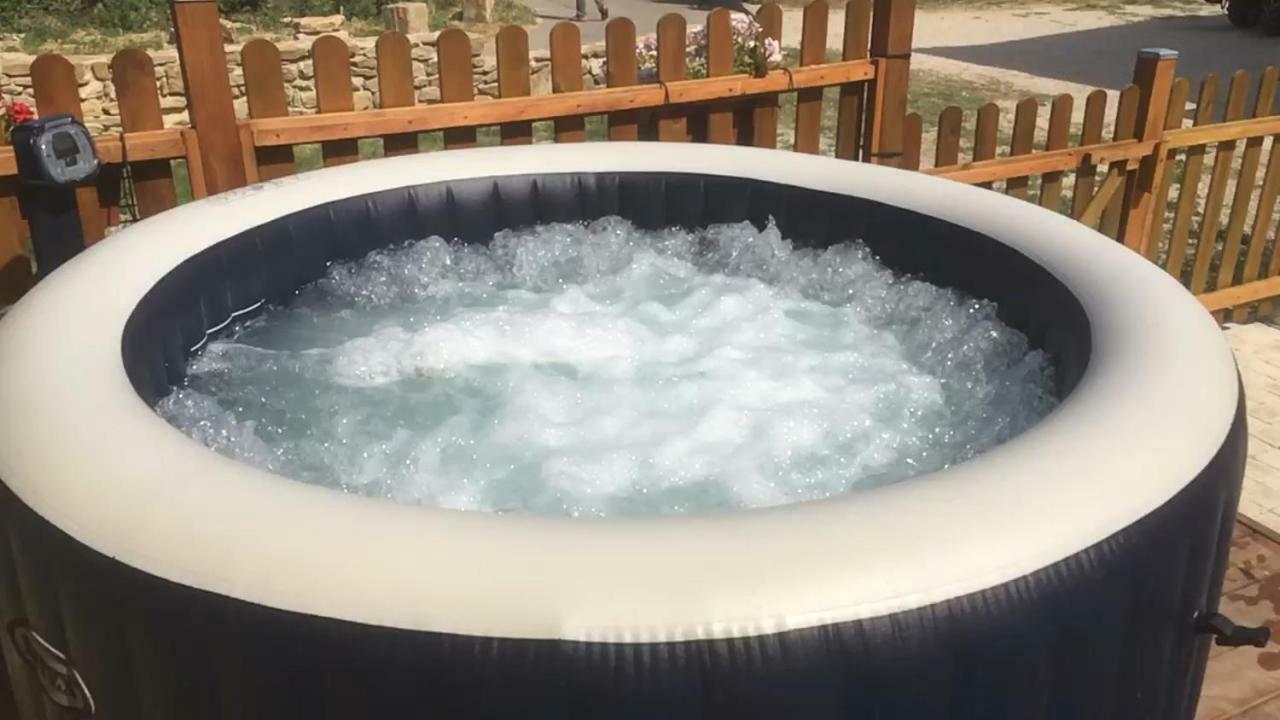 Gite Du Serre De Boudre Climatise, Spa Permanent Buisson Εξωτερικό φωτογραφία