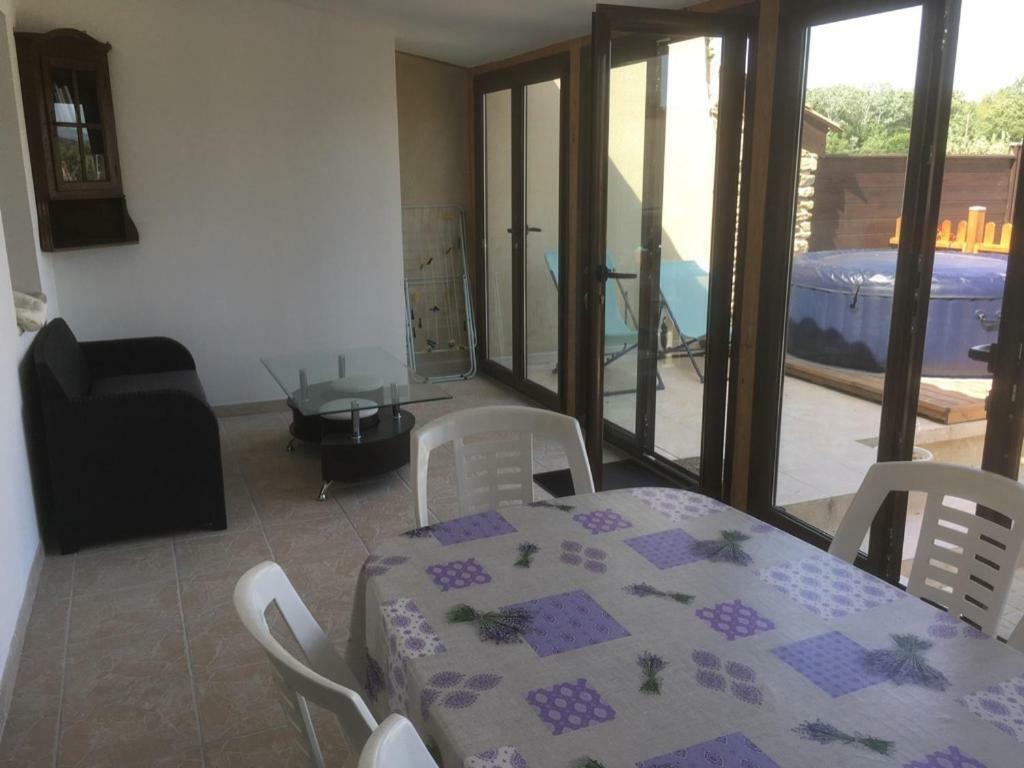 Gite Du Serre De Boudre Climatise, Spa Permanent Buisson Εξωτερικό φωτογραφία